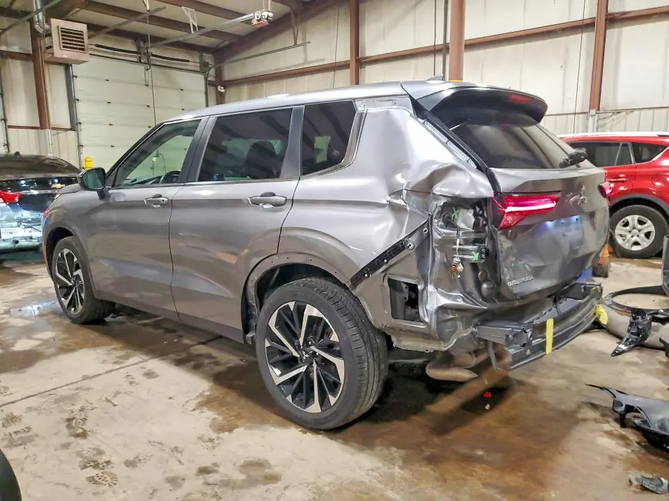 2023 MITSUBISHI OUTLANDER SE  