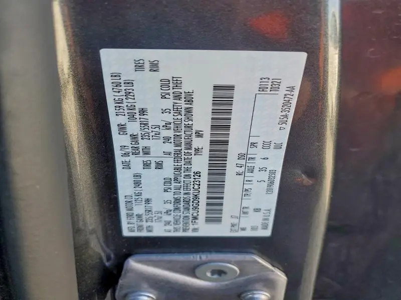 2019 FORD ESCAPE SE  