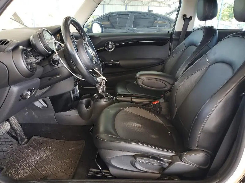 2014 MINI COOPER   