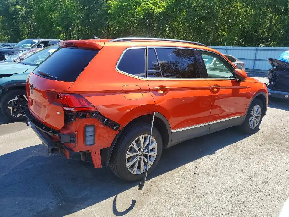 2018 VOLKSWAGEN TIGUAN SE  