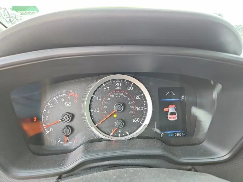 2021 TOYOTA COROLLA SE  