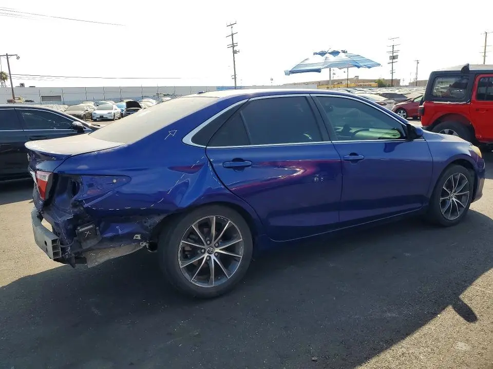 2015 TOYOTA CAMRY XSE  