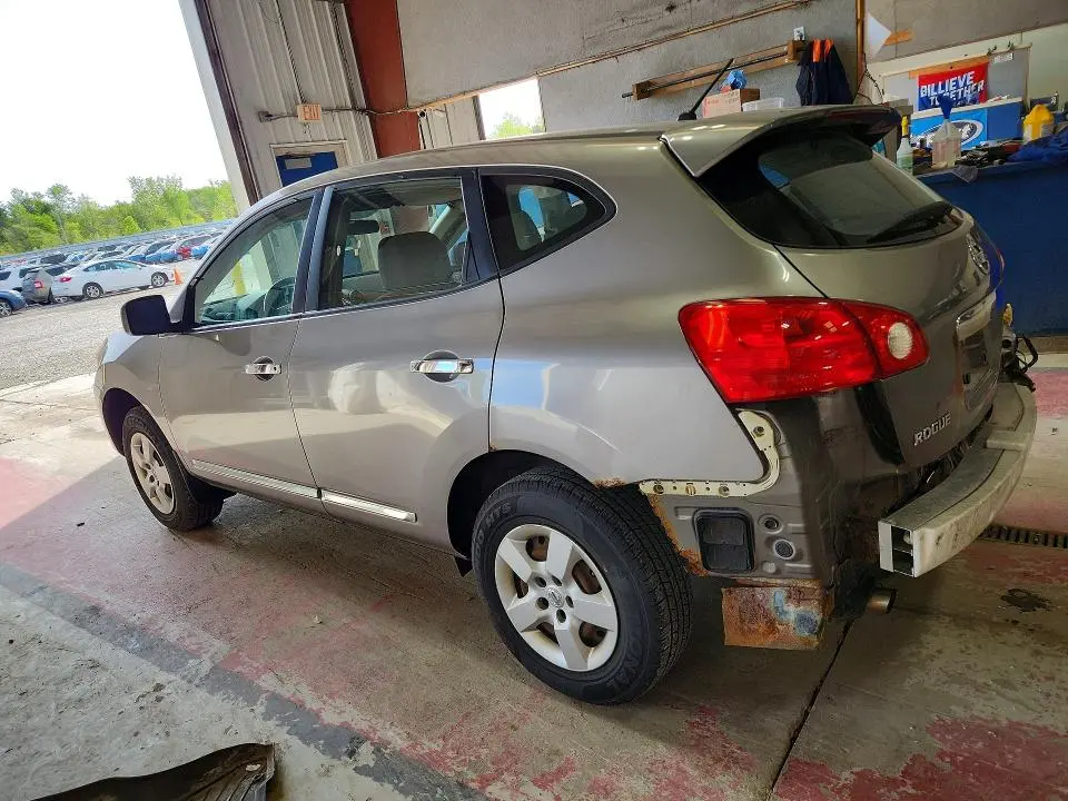 2011 NISSAN ROGUE S  