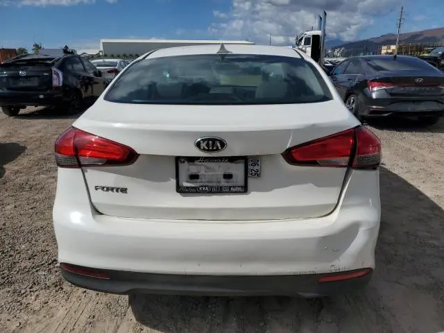 2018 KIA FORTE LX  