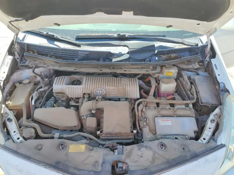 2012 TOYOTA PRIUS V THREE  
