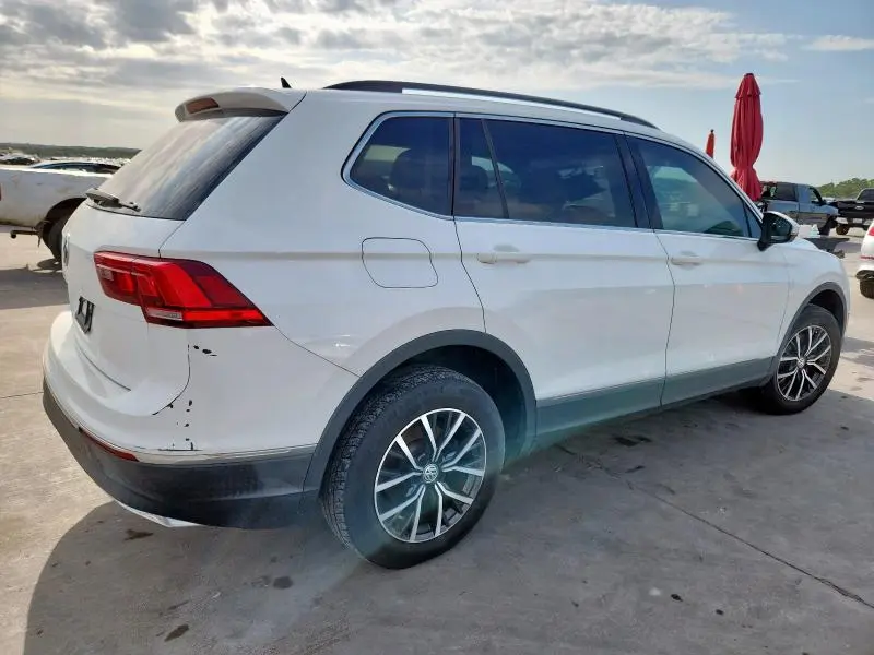 2020 VOLKSWAGEN TIGUAN SE  