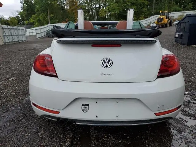 2017 VOLKSWAGEN BEETLE S/SE  