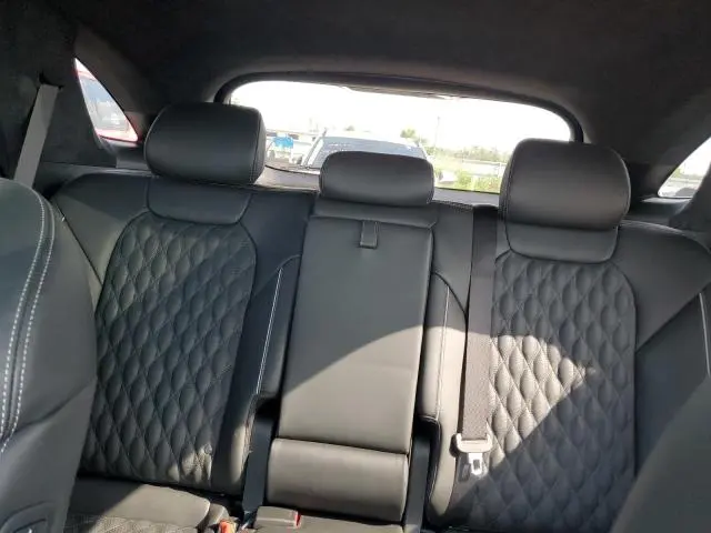 2024 GENESIS GV70 BASE  
