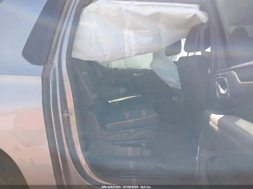 2024 GMC YUKON XL 4WD AT4