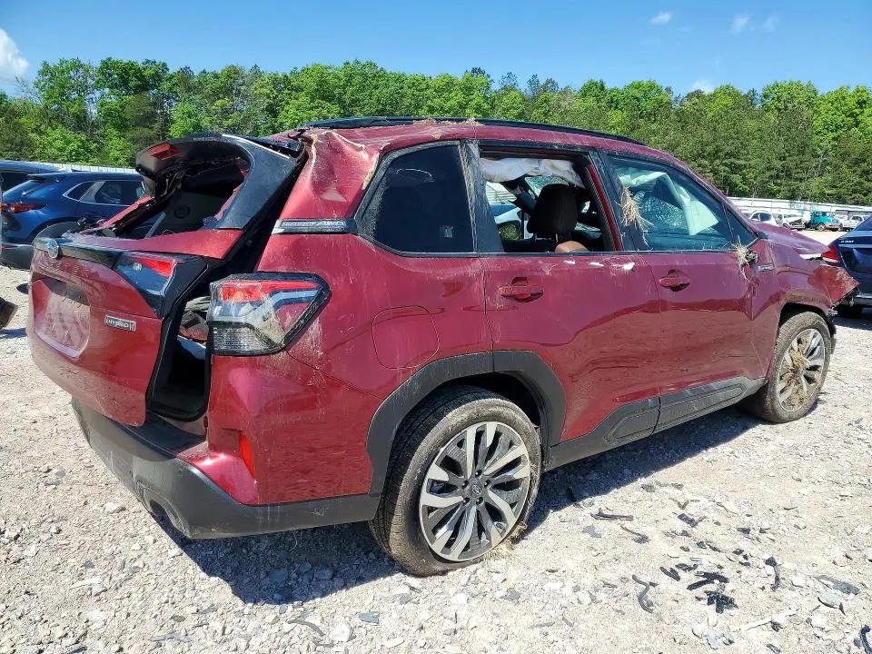 2025 SUBARU FORESTER TOURING  