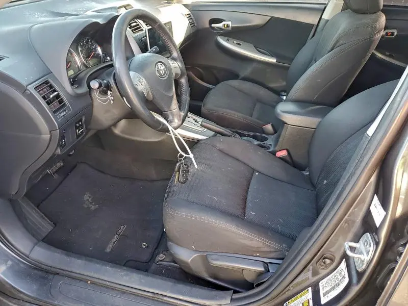 2013 TOYOTA COROLLA BASE  