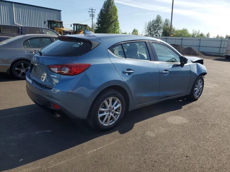 2016 MAZDA 3 TOURING  