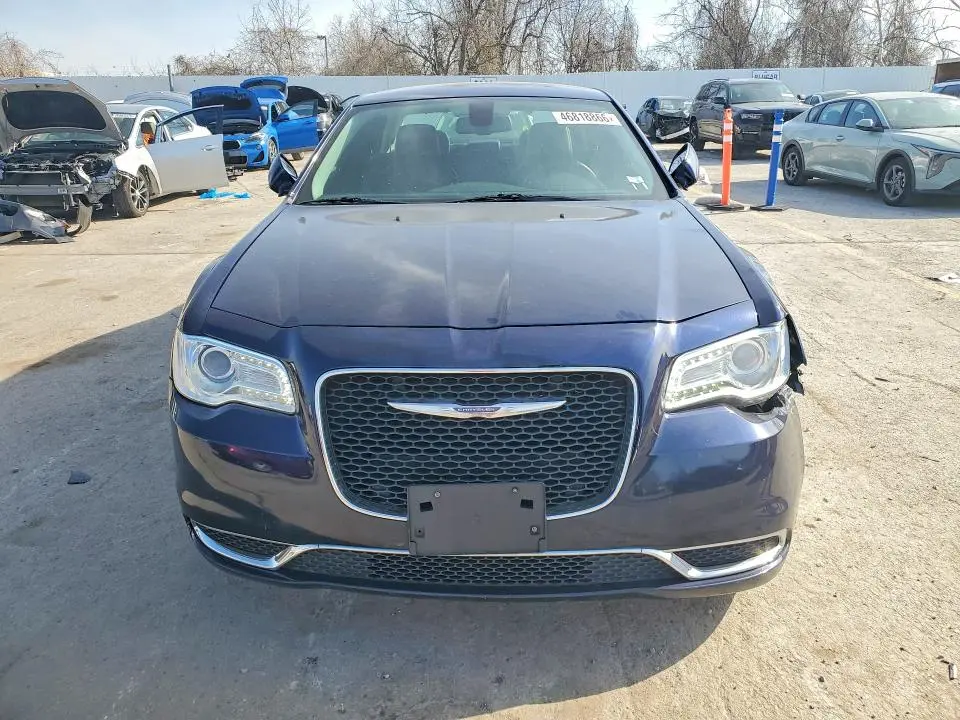 2017 CHRYSLER 300 LIMITED  