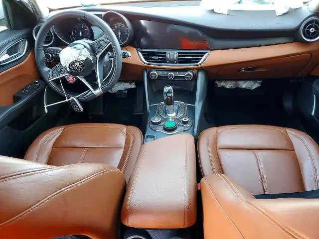 2018 ALFA ROMEO GIULIA Q4  