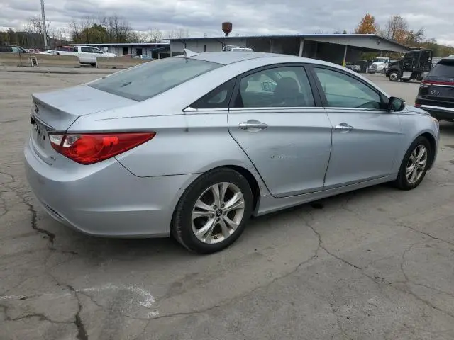 2011 HYUNDAI SONATA SE  