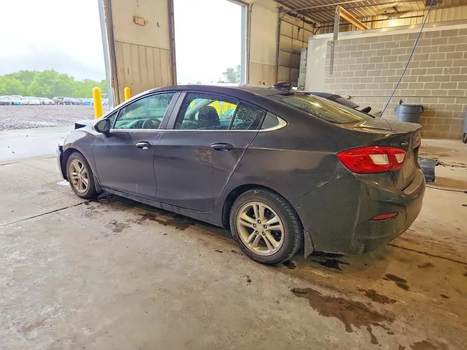 2016 CHEVROLET CRUZE LT  
