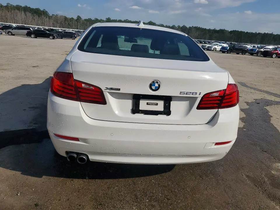 2015 BMW 528 XI  