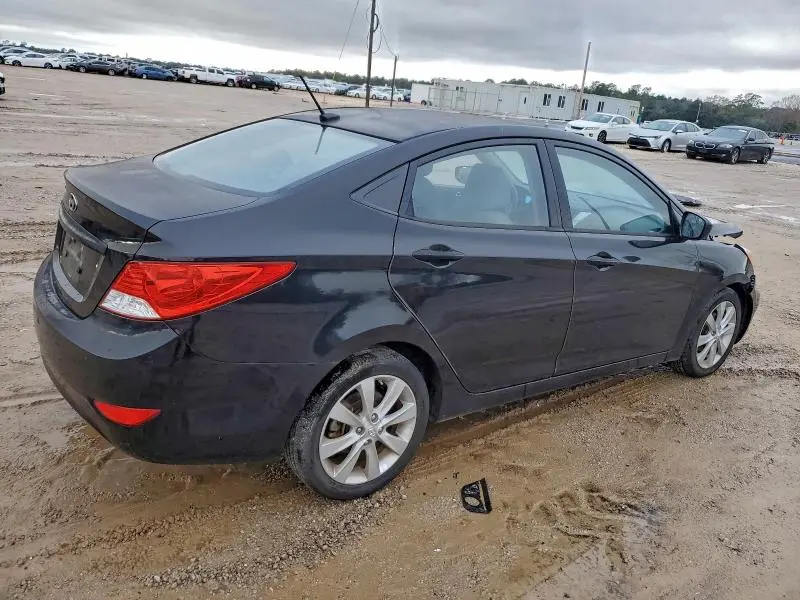 2014 HYUNDAI ACCENT GLS  
