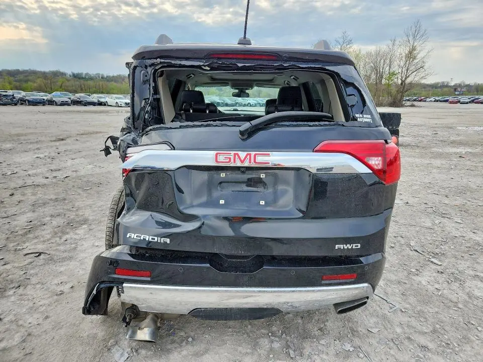 2019 GMC ACADIA DENALI  
