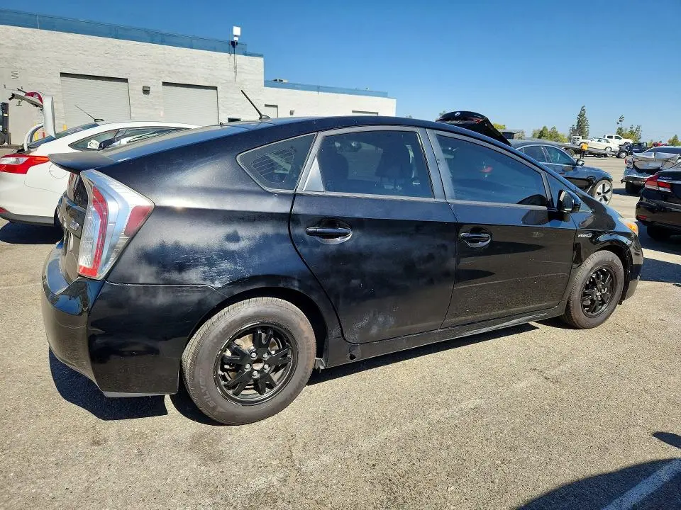 2015 TOYOTA PRIUS TWO  