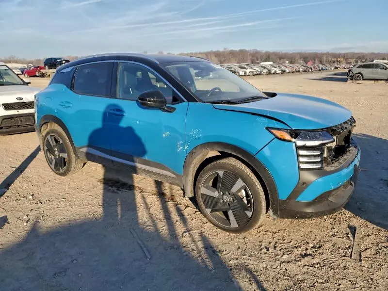 2025 NISSAN KICKS SR  