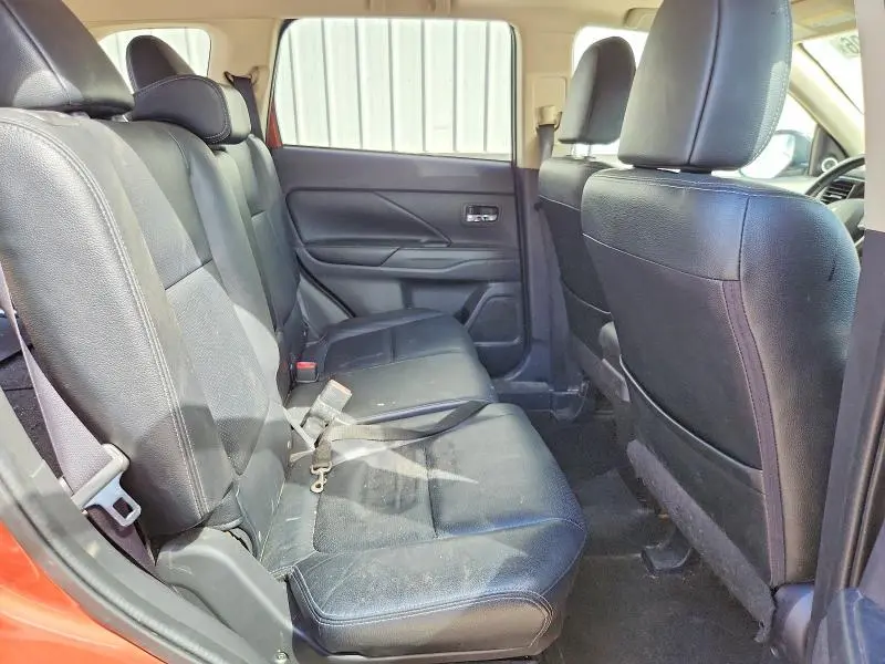 2015 MITSUBISHI OUTLANDER GT  