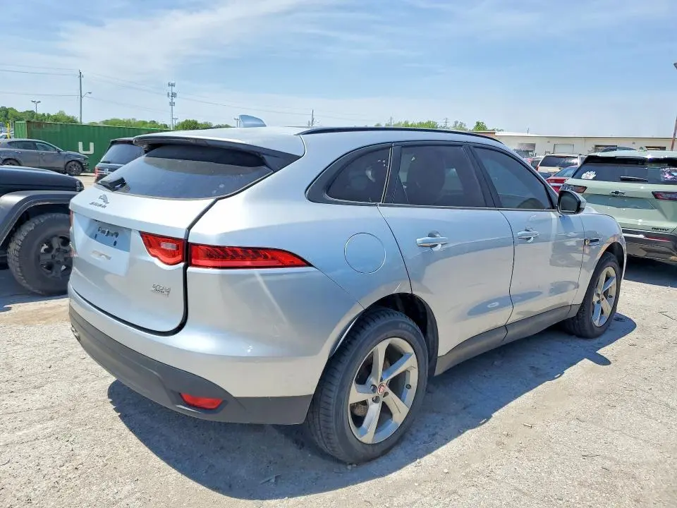 2017 JAGUAR F-PACE PREMIUM  