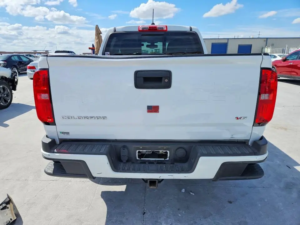 2022 CHEVROLET COLORADO LT  