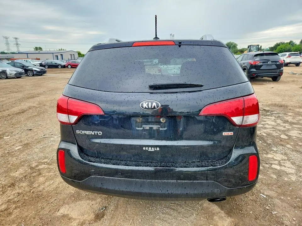 2014 KIA SORENTO LX  