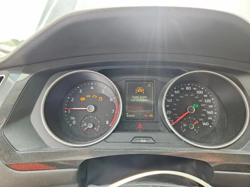 2018 VOLKSWAGEN TIGUAN SE  