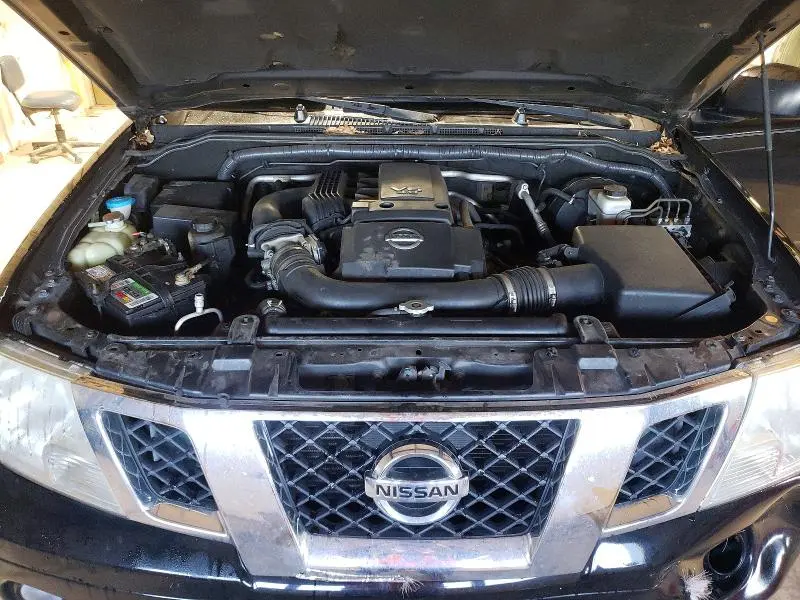 2015 NISSAN FRONTIER S  
