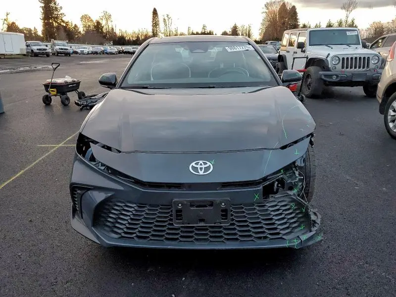 2025 TOYOTA CAMRY XSE  