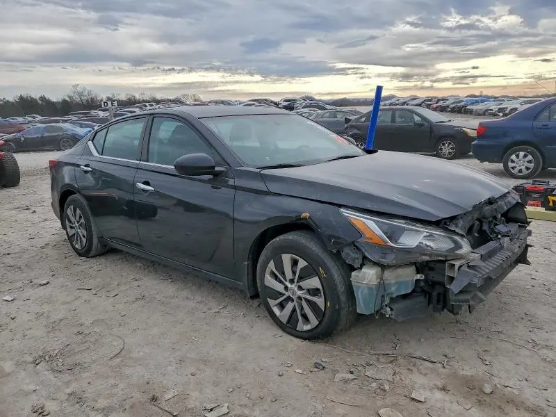 2019 NISSAN ALTIMA S  