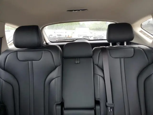 2024 GENESIS GV80 BASE  