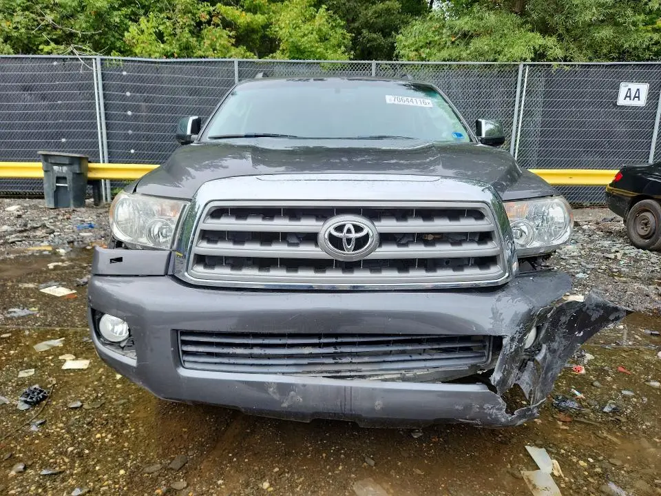2016 TOYOTA SEQUOIA LIMITED  