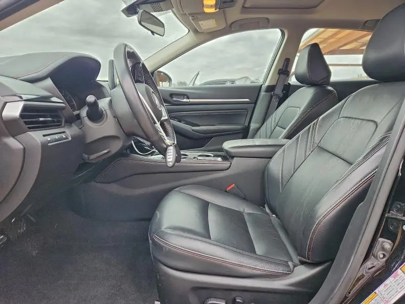 2023 NISSAN ALTIMA SR  