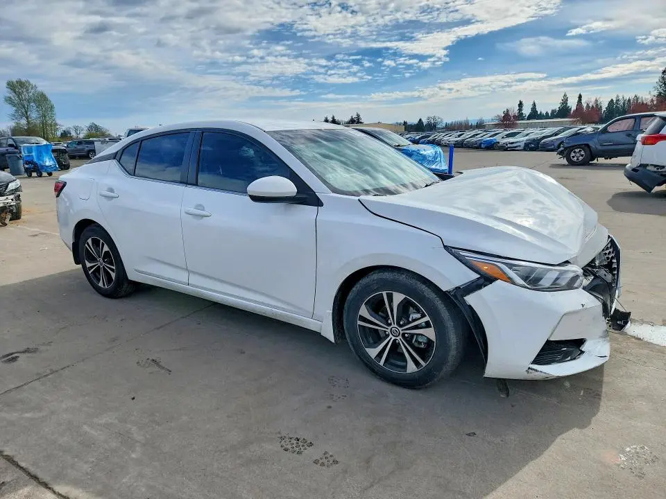2022 NISSAN SENTRA SV  