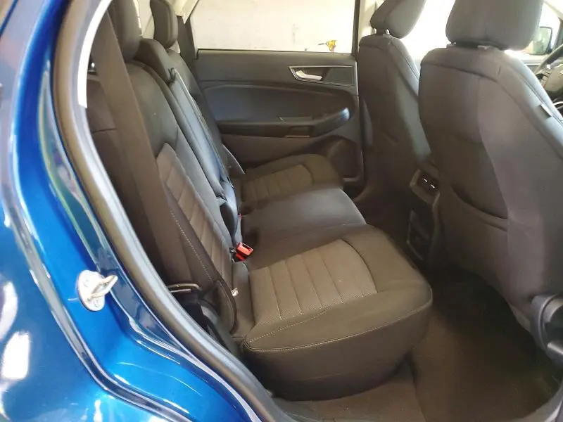 2020 FORD EDGE SE  