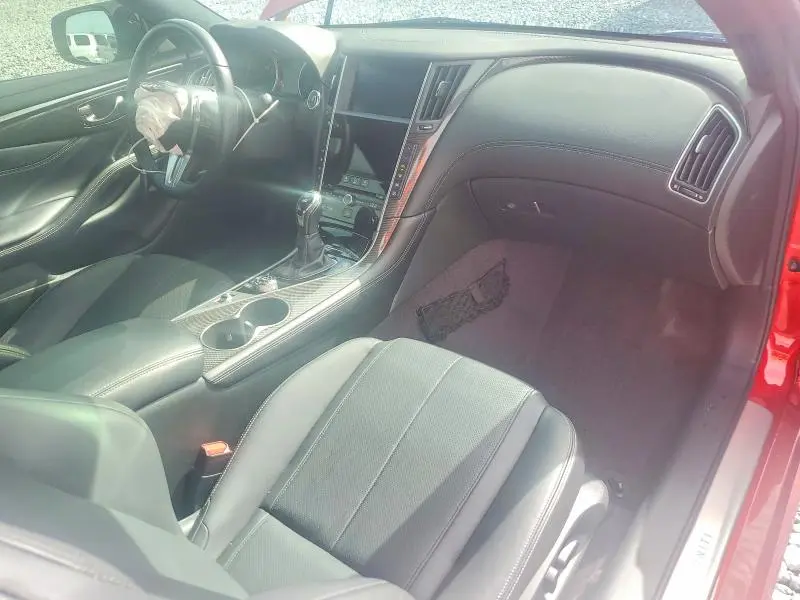 2018 INFINITI Q60 RED SPORT 400  