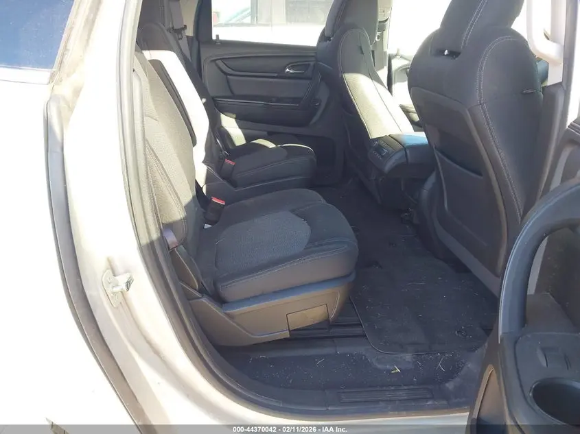 2015 CHEVROLET TRAVERSE 2LT