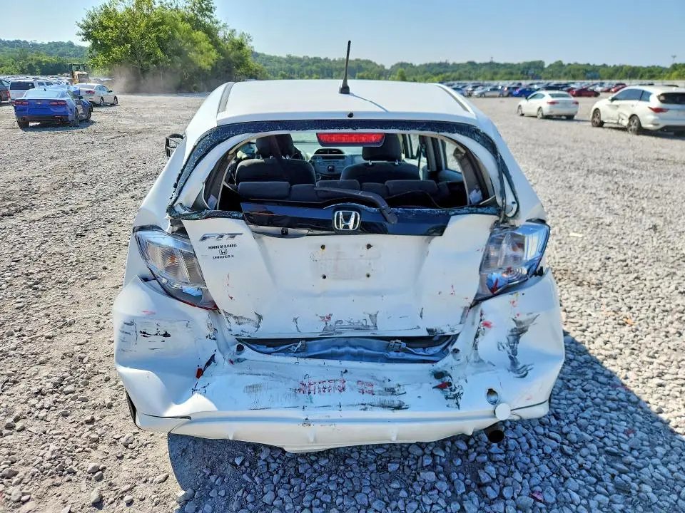2013 HONDA FIT   