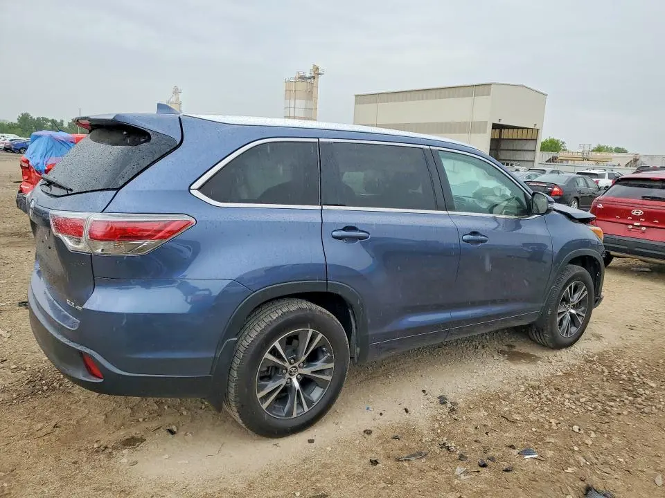 2016 TOYOTA HIGHLANDER XLE  