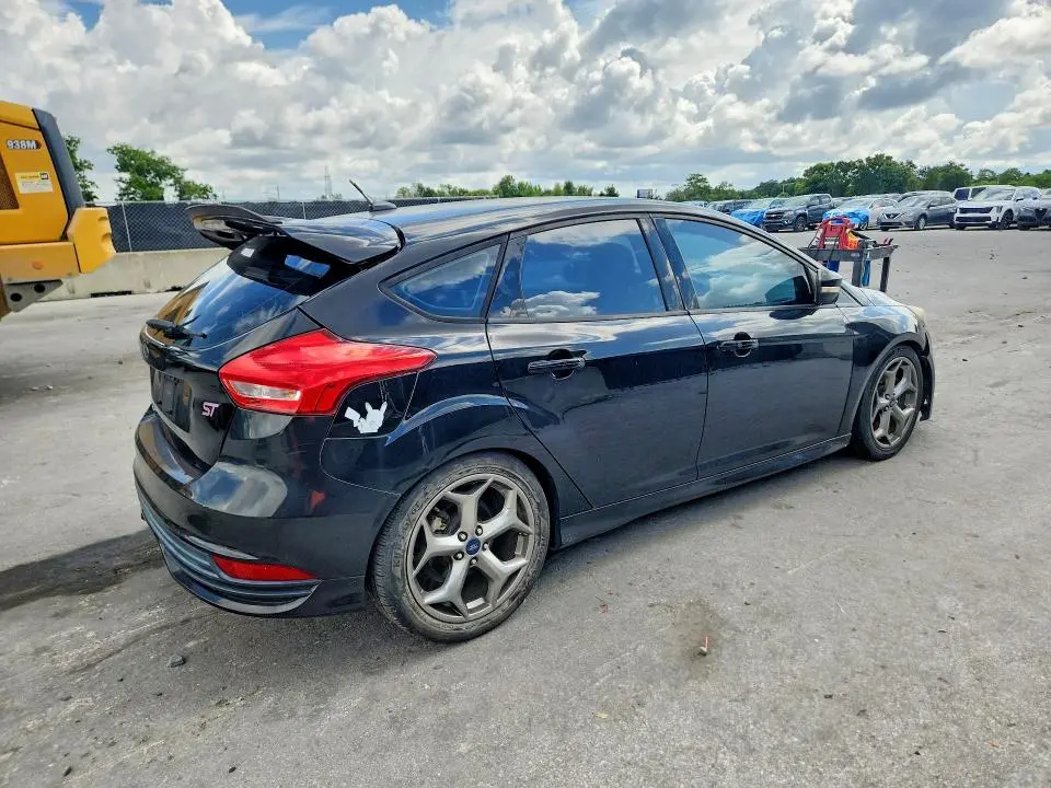 2017 FORD FOCUS ST  