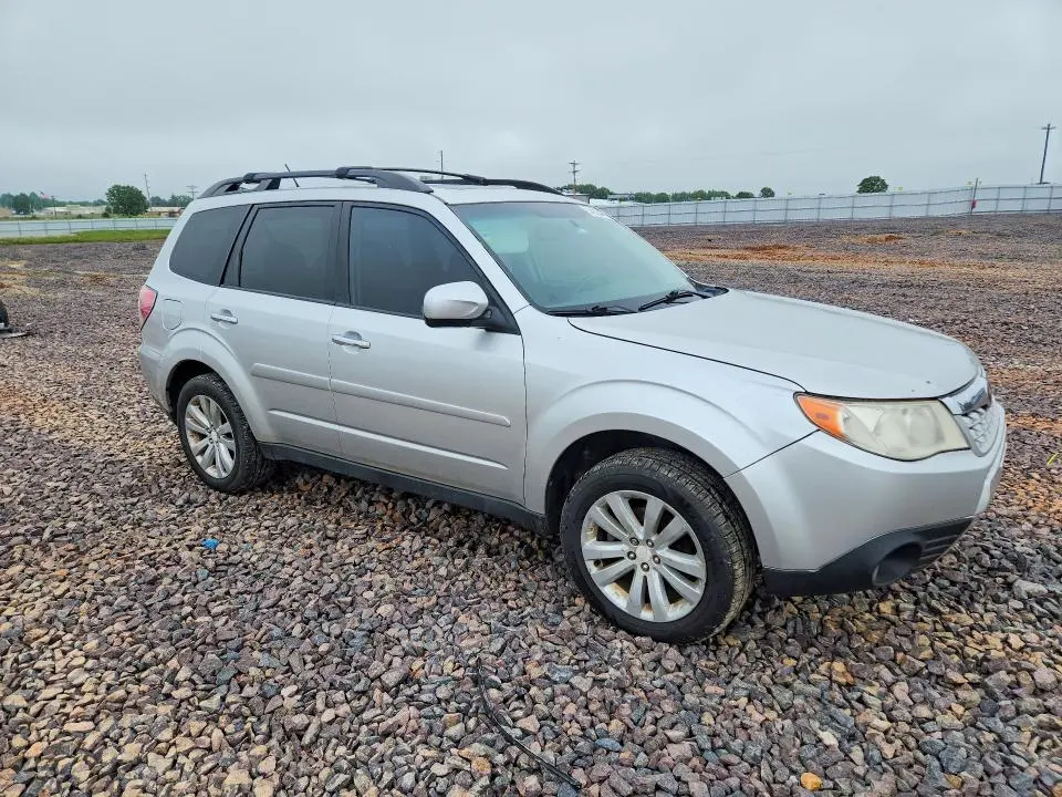 2011 SUBARU FORESTER LIMITED  