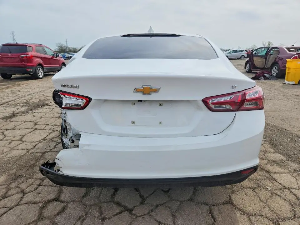 2022 CHEVROLET MALIBU LT  