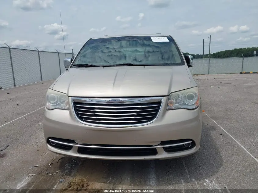 2013 CHRYSLER TOWN & COUNTRY LIMITED
