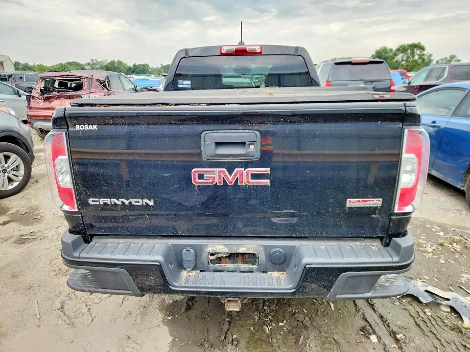 2015 GMC CANYON SLE  