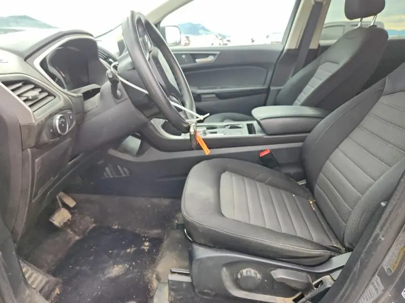 2021 FORD EDGE SE  