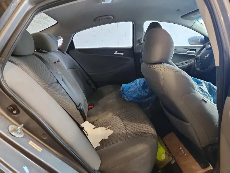 2011 HYUNDAI SONATA GLS  