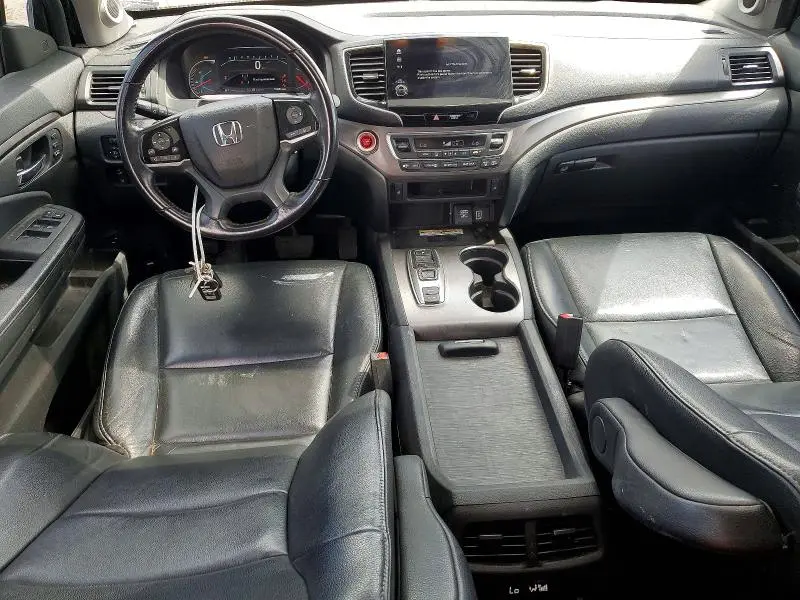 2022 HONDA PILOT SE  